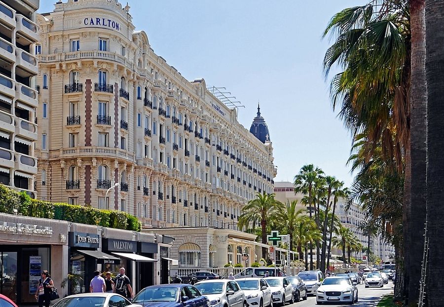 location van cannes