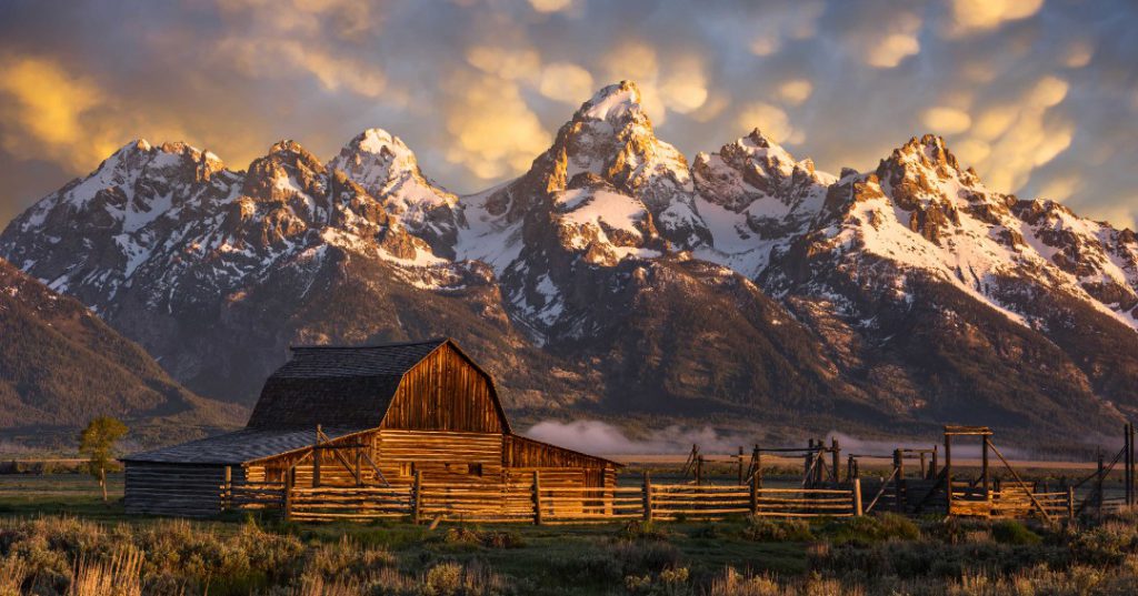 road trip from denver colorado to yellowstone national park