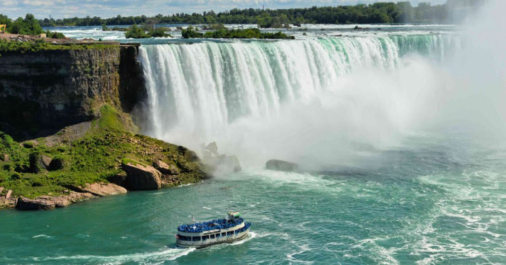 Niagara Falls, Road trips from NYC