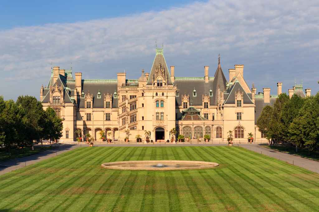 The Biltmore Estate with green lawn