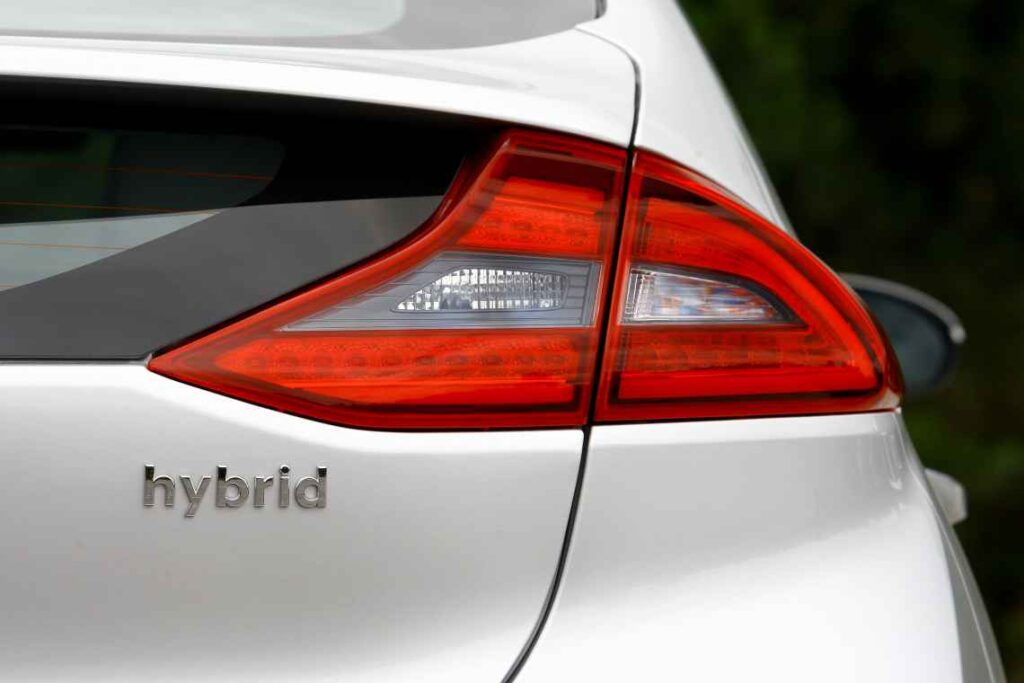 rear light of white hybrid car