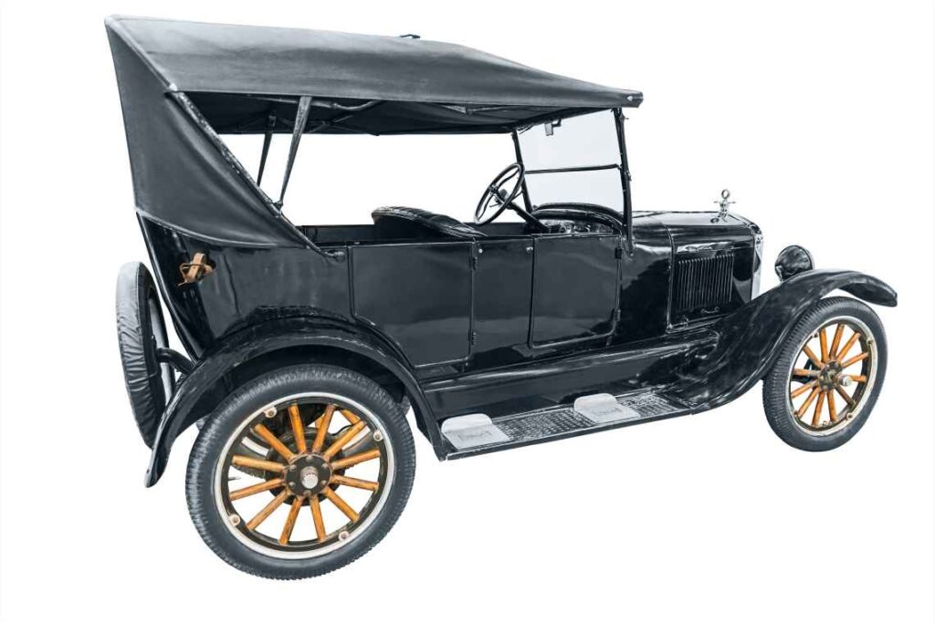 ford preto modelo T, aberto sem janelas