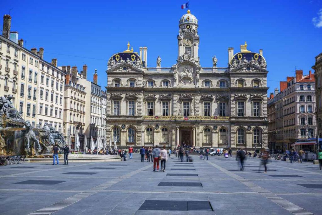 Place Des Terreaux Square In Lyon Stock Photo - Download Image Now - Lyon,  France, Town Hall - Government Building - iStock