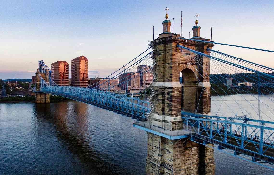 Driving in Ohio Road Rules & Driving Tips from SIXT