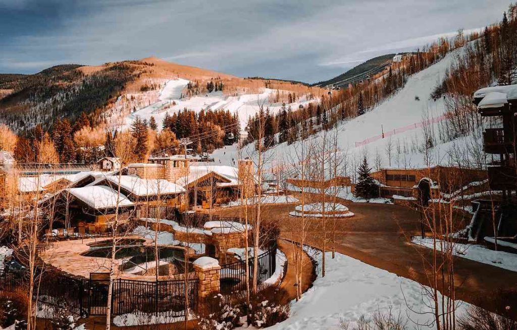 The Ultimate Guide to Ski Resorts in Colorado | SIXT rent a car Magazine