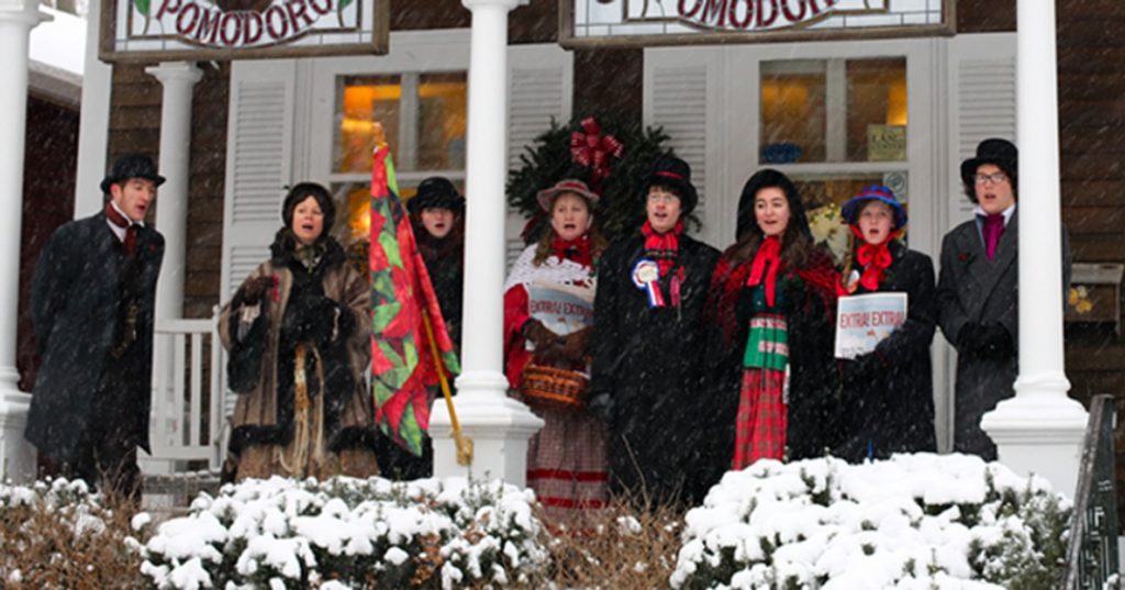 The 20 Most Festive Holiday Towns in the U.S. SIXT rent a car Magazine