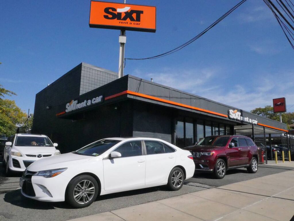 SIXTMUSIC Concert DROM CLUB, NYC SIXT rent a car Magazine