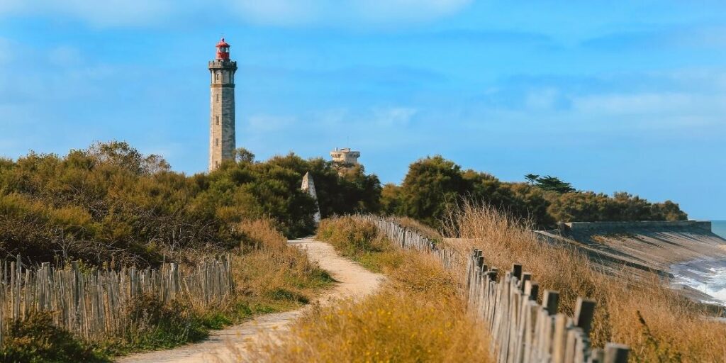 Road Trip in France: Going for 1 to 3 Weeks in France - SIXT